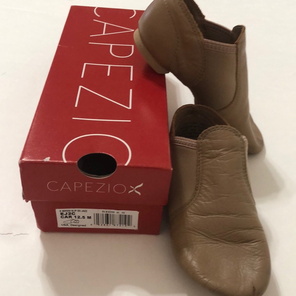 Capezio E Series Slip in Jazz 12.5M
